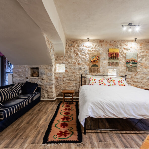 Studio Κρεβάτι